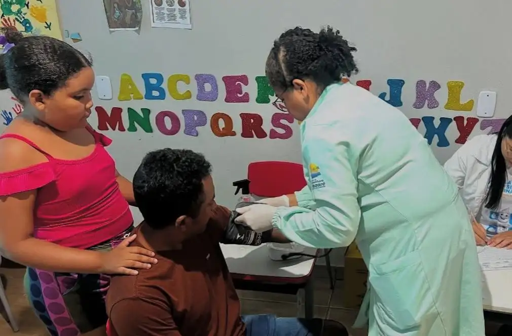 Foto 3 – Saúde e Assistência Social na Escola Municipal Isaías Soares