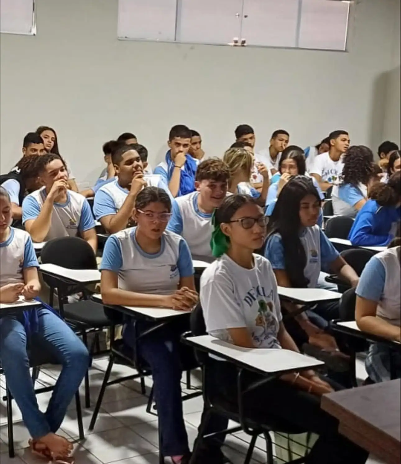 Foto 1 – Atividade Educativa na Unidade Escolar Mariinha Andrade .