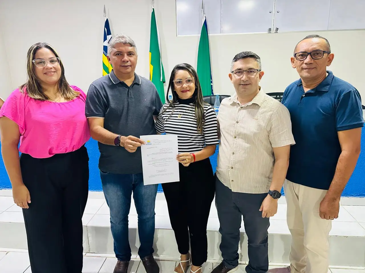 Foto 6 – 📄 Entrega de Portarias aos Profissionais da Saúde 👩⚕️👨⚕️