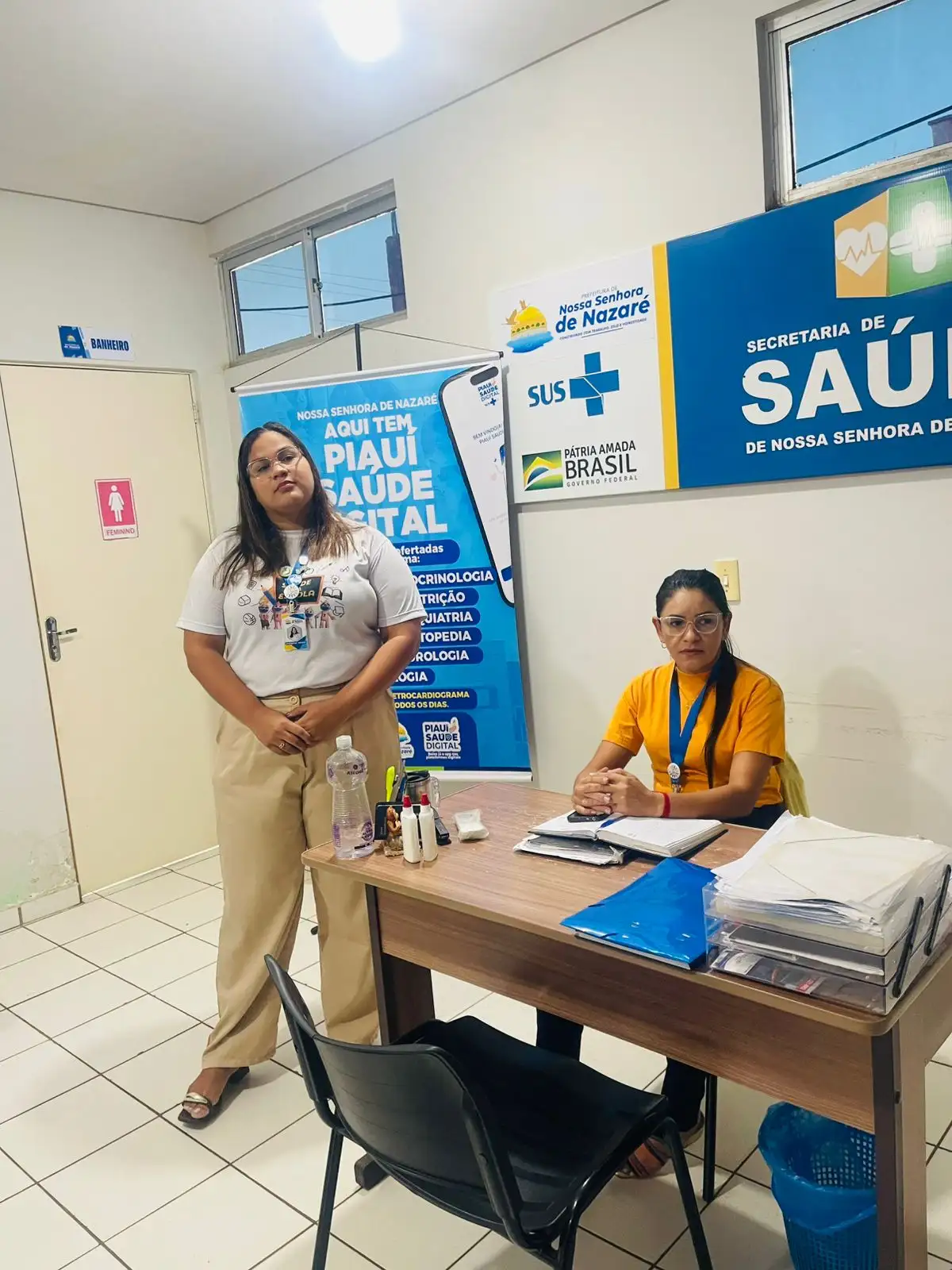 Foto 1 – Alunos do CETI Ribamar Lopes vivenciam na prática o dia a dia da Secretaria de Saúde