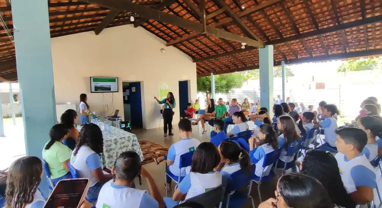 Foto 2 – I Conferência Nacional Infantojuvenil pelo Meio Ambiente