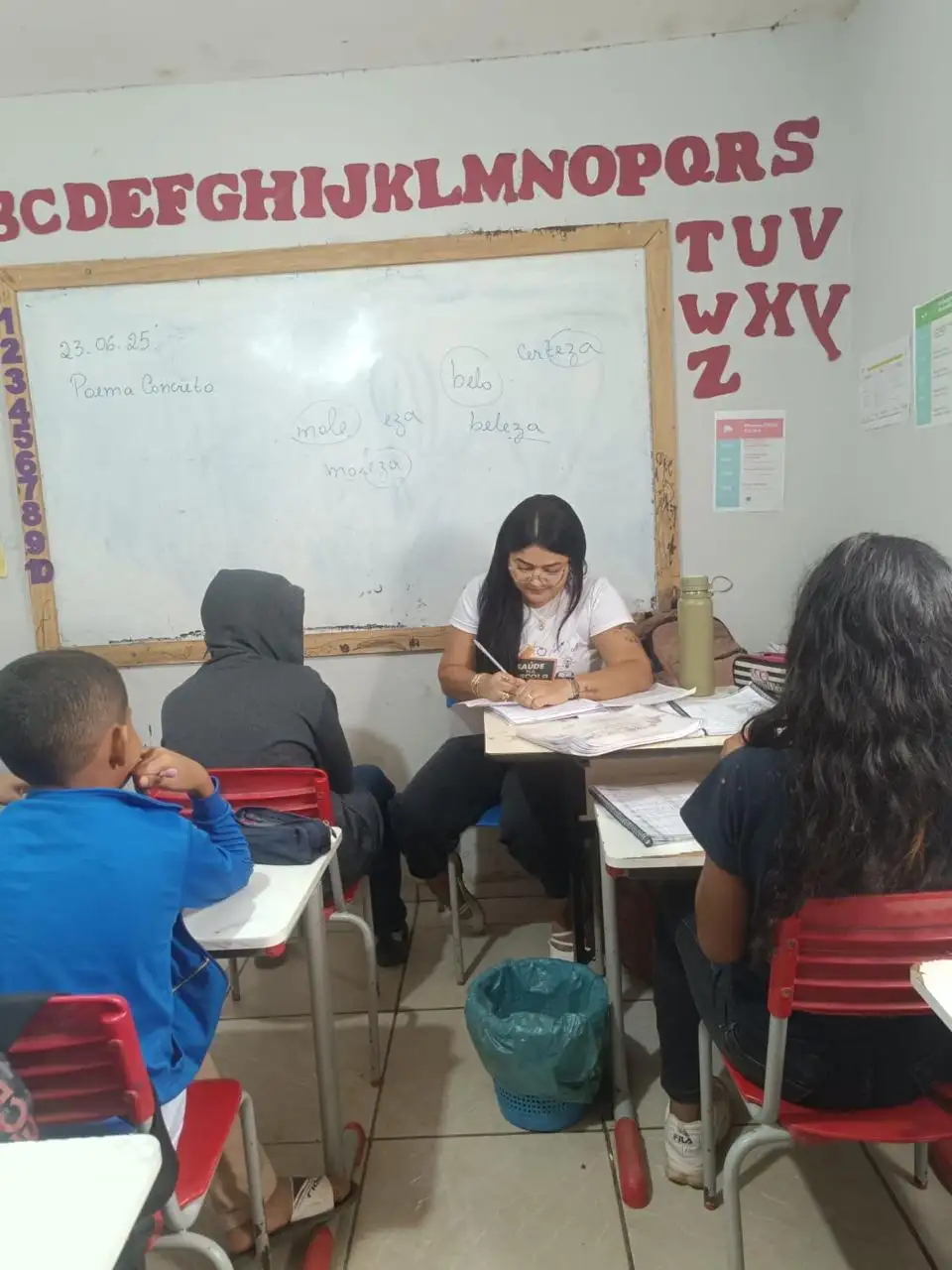Foto 1 – Aplicação de Marcadores de Consumo Alimentar na Escola Isaías Soares 🍽️