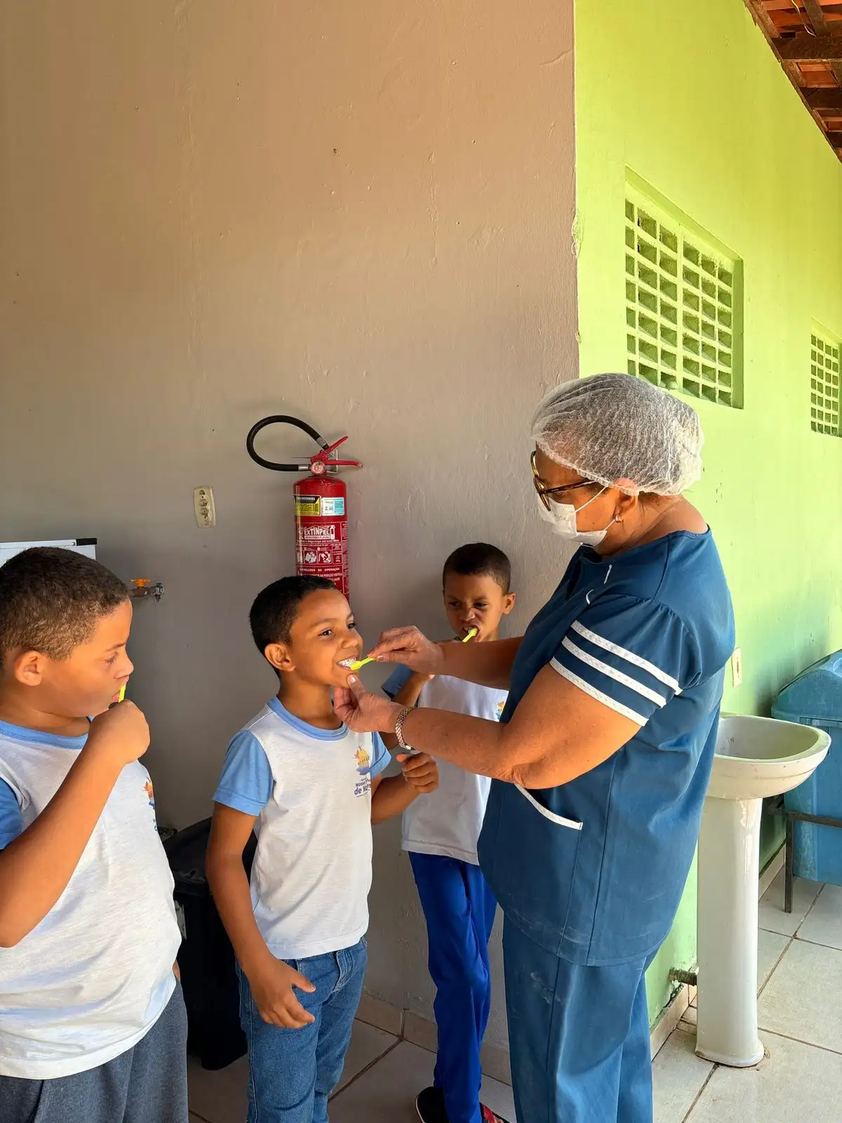 Ação de Saúde Bucal na Escola Municipal Filomena Braga .