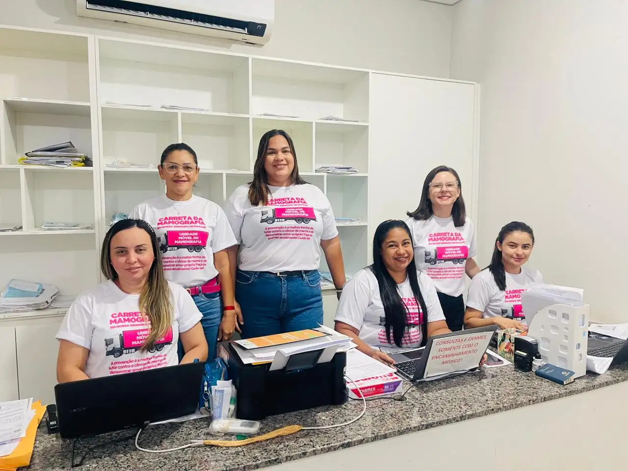Foto 1 – Carreta da Mamografia🌸