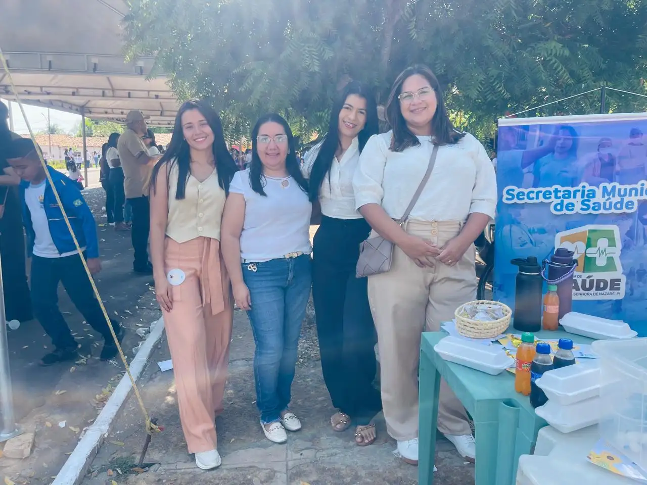 Saúde presente no Desfile Cívico: garantindo cuidado, prevenção e segurança para a população 💙✨