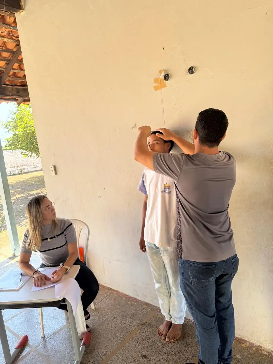 Foto 3 – Saúde na Escola: Estudantes da Escola Mariinha Andrade participam de avaliação antropométrica 🩺📏