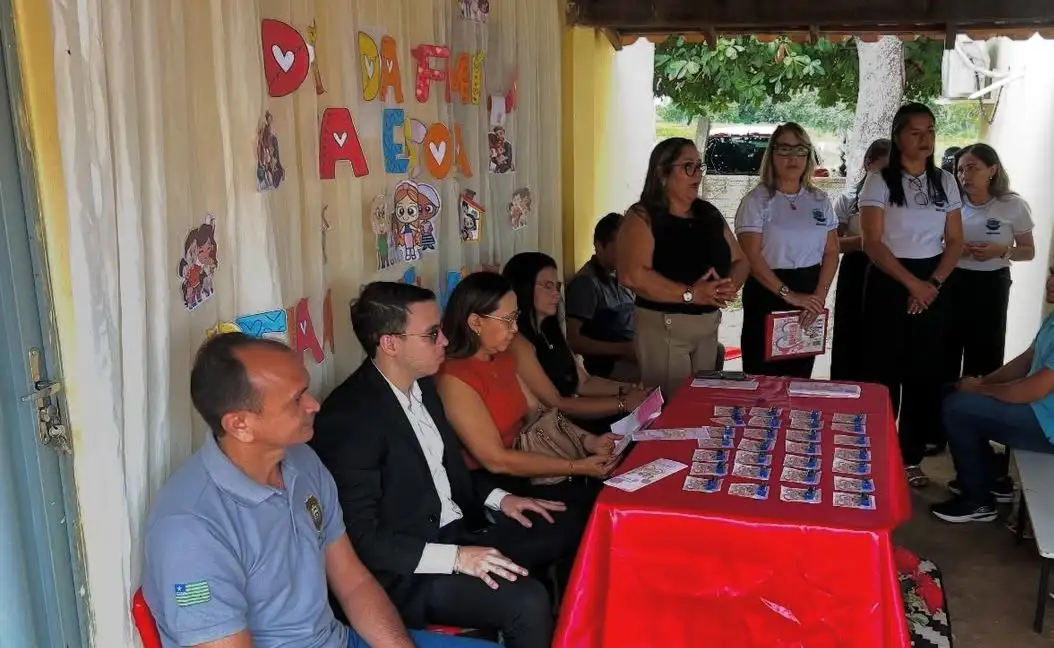 Foto 1 – Saúde e Assistência Social na Escola Municipal Isaías Soares