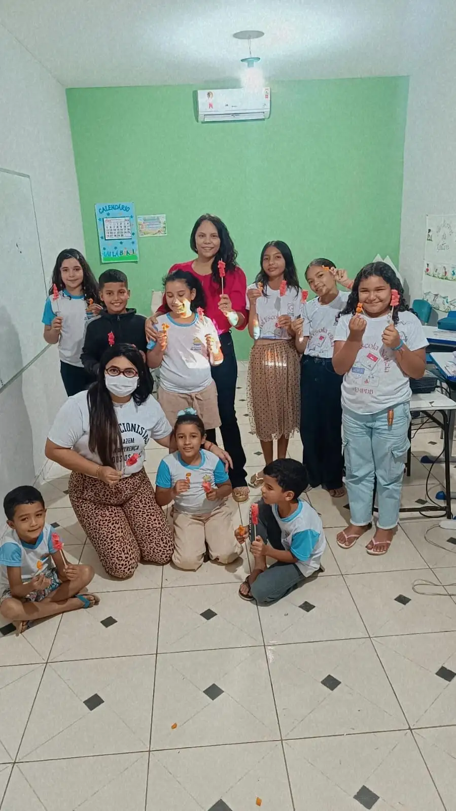 Foto 1 – Programa Saúde na Escola realiza atividade sobre alimentação saudável na U.E.M. Dácio Bona .